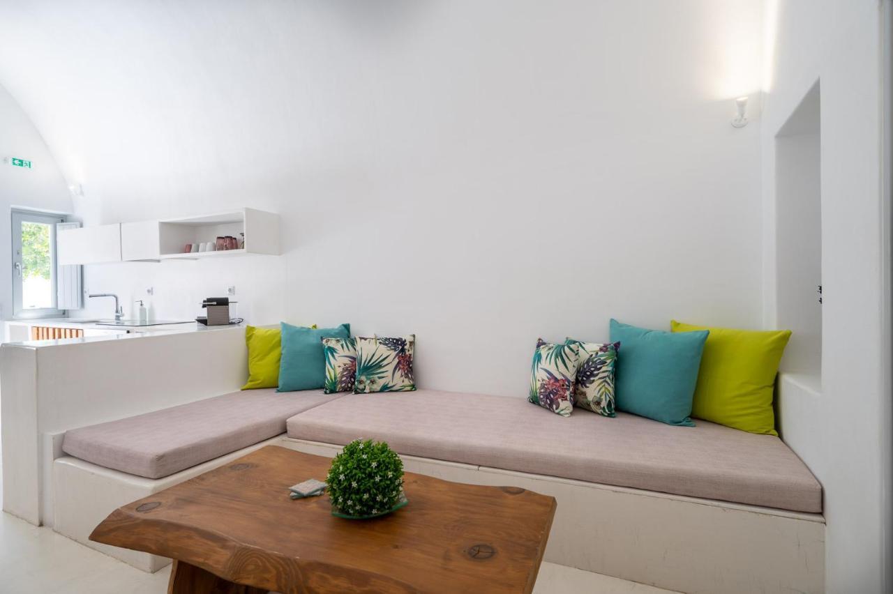 Fertimo Suites Éxo Goniá 外观 照片