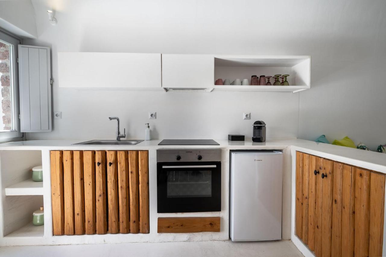 Fertimo Suites Éxo Goniá 外观 照片