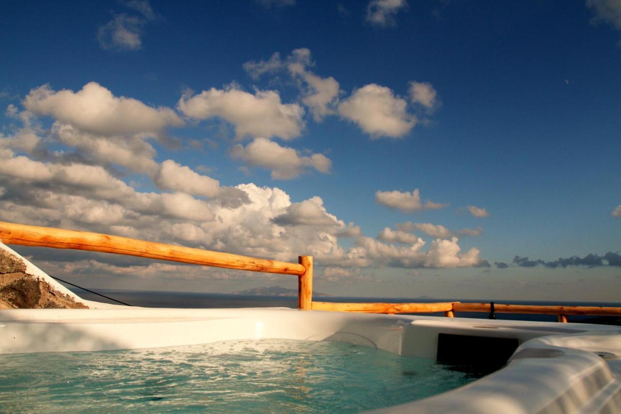 Fertimo Suites Éxo Goniá 外观 照片
